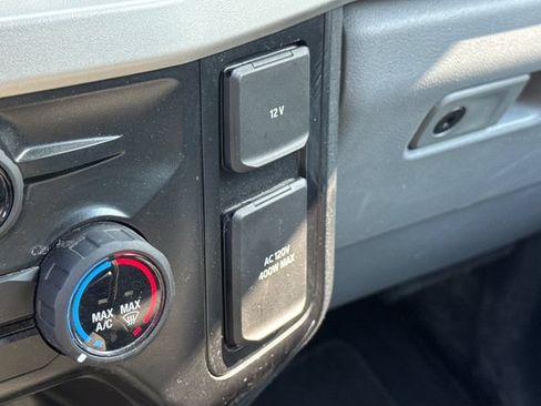 Used 2025 Ford F250 XLT AWD/4WD image 31