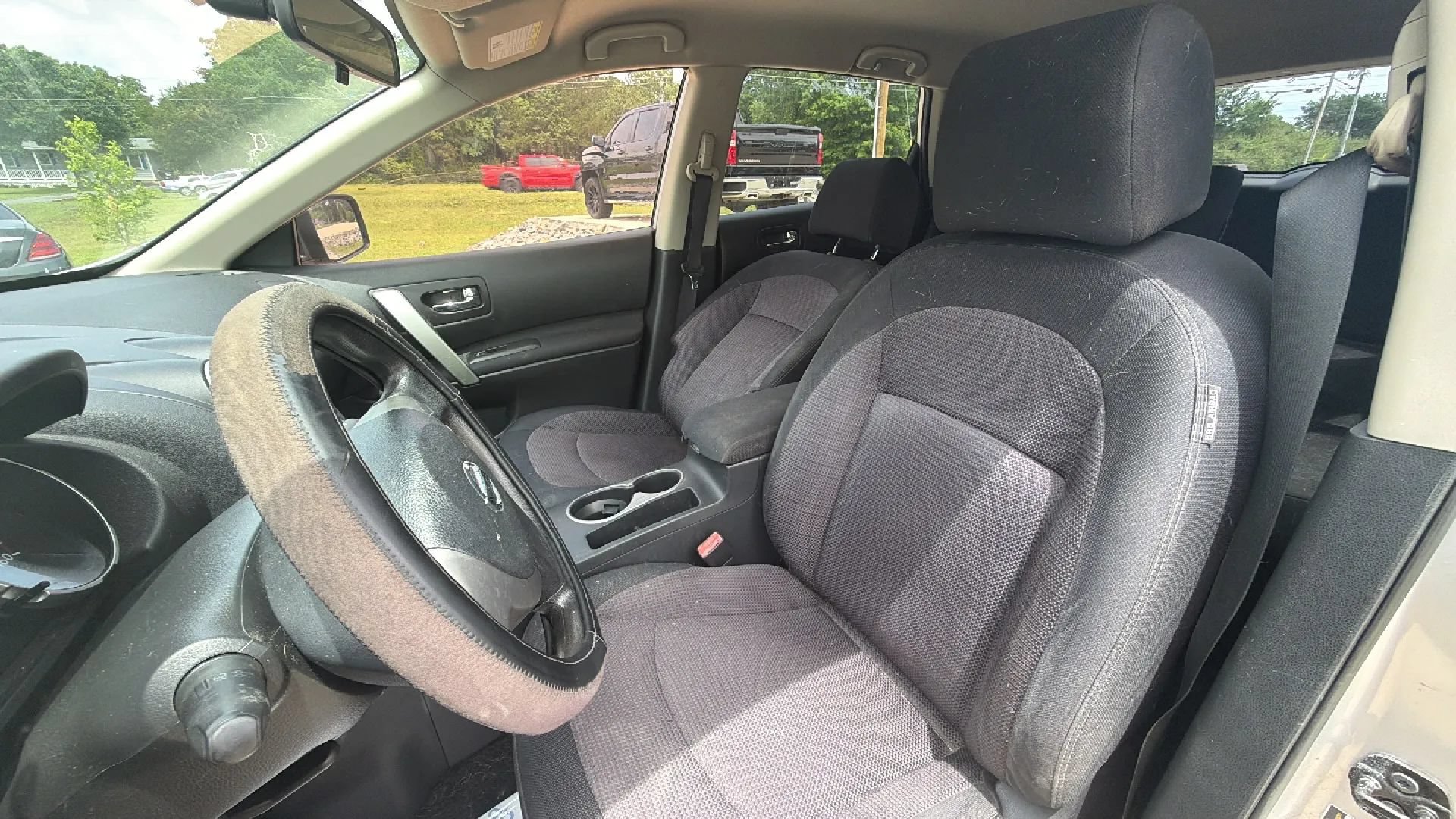 Used 2010 Nissan Rogue SL FWD image 7