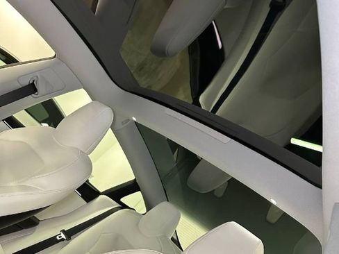 Used 2026 Tesla Model 3 RWD image 39