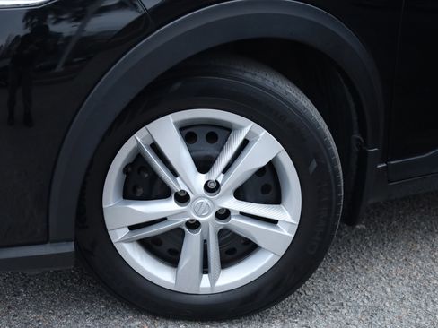 Used 2025 Nissan Kicks Play S image 15