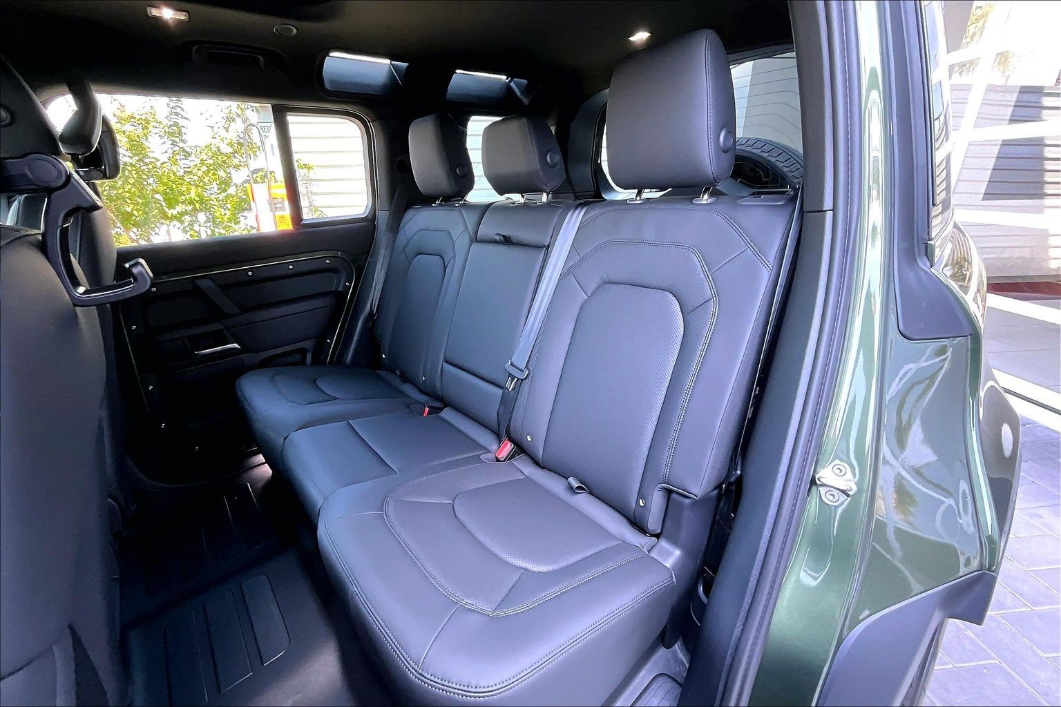New 2026 Land Rover Defender 110 S AWD/4WD image 10