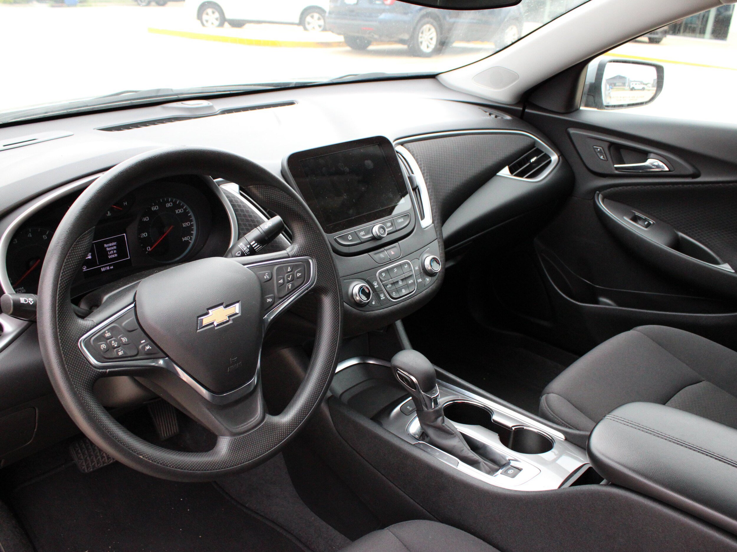 Used 2025 Chevrolet Malibu LT FWD image 8