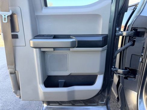 Used 2016 Ford F150 XLT w/ Equipment Group 301A Mid image 23