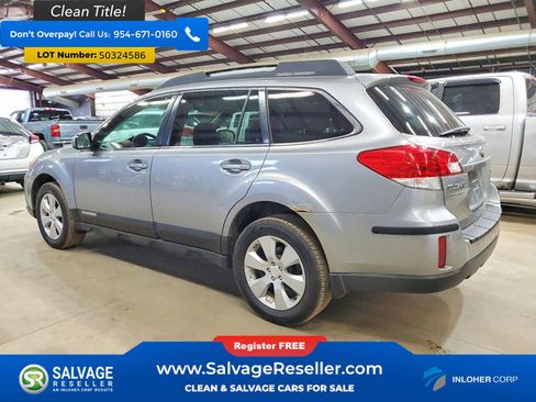 Used 2010 Subaru Outback 2.5i Limited AWD/4WD image 3