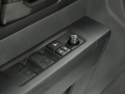 Used 2025 Toyota Tundra SR AWD/4WD image 29