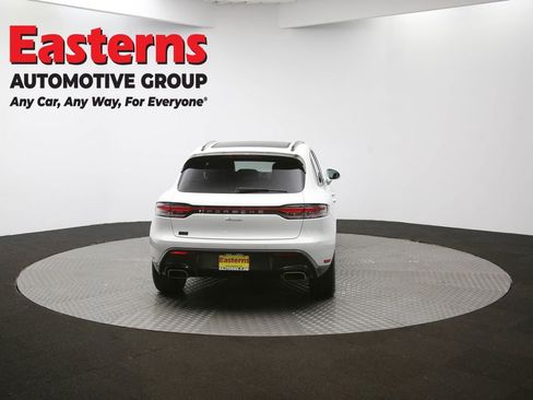 Used 2023 Porsche Macan T w/ Premium Package Plus image 40