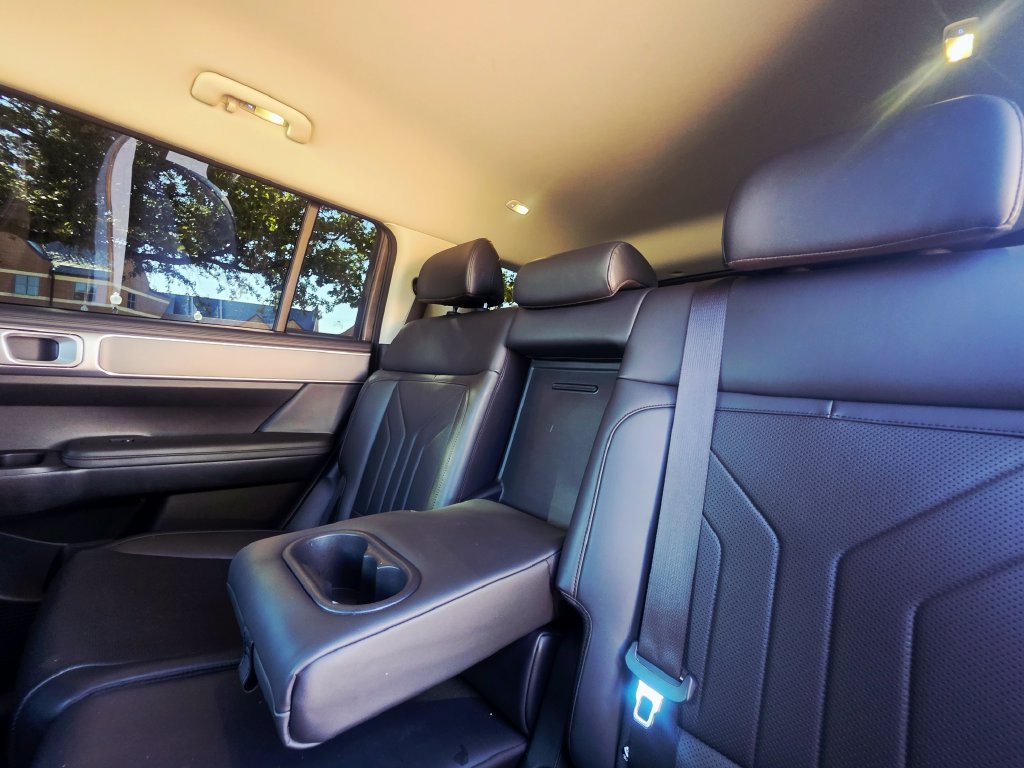 Certified 2025 Hyundai Santa Fe SEL FWD image 33