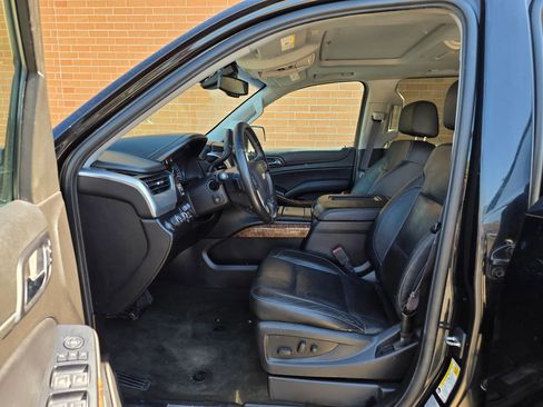 Used 2015 Chevrolet Suburban LTZ AWD/4WD image 14