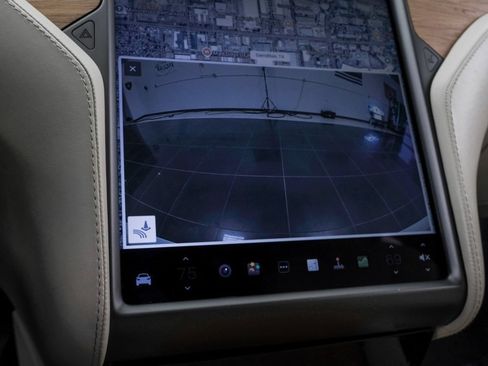 Used 2020 Tesla Model X Long Range image 30