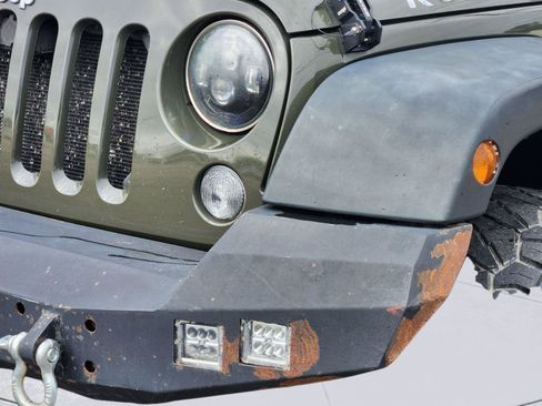 Used 2016 Jeep Wrangler Unlimited Rubicon w/ Max Tow Package AWD/4WD image 49