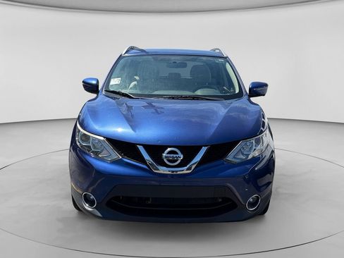 Used 2017 Nissan Rogue Sport SV w/ SV Premium Package AWD/4WD image 5