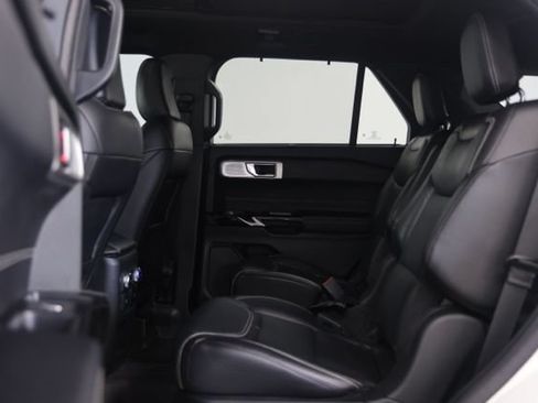 Used 2021 Ford Explorer ST w/ Equipment Group 401A AWD/4WD image 32