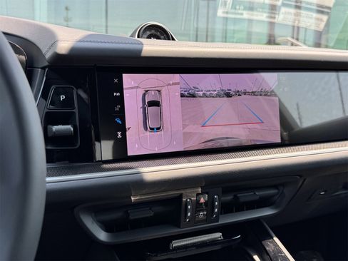 New 2025 Porsche Cayenne Turbo image 21