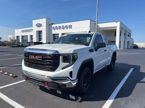 Used 2024 GMC Sierra 1500 Pro w/ Pro Value Package image 17