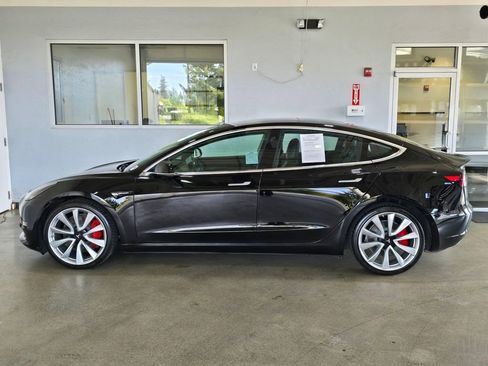Used 2018 Tesla Model 3 Performance AWD/4WD image 7