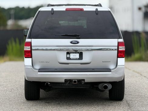Used 2017 Ford Expedition Limited AWD/4WD image 4