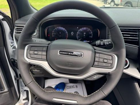 New 2026 Jeep Grand Wagoneer Limited AWD/4WD image 19