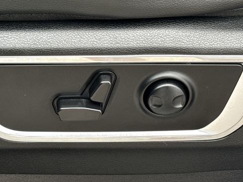 Used 2025 RAM 1500 Laramie w/ Sport Appearance Package image 30