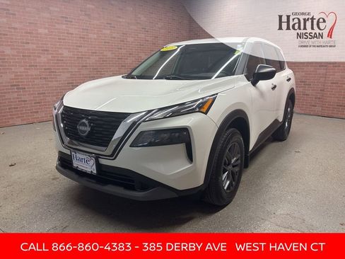 Certified 2023 Nissan Rogue S image 3