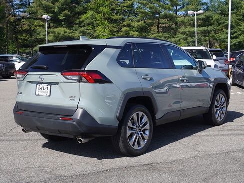 Used 2023 Toyota RAV4 XLE Premium AWD/4WD image 11
