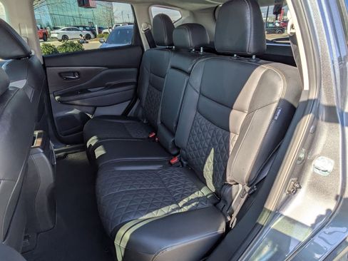 Certified 2024 Nissan Murano Platinum w/ Cargo Package image 27