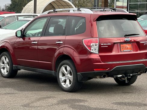 Used 2013 Subaru Forester 2.5XT Touring w/ Popular Pkg 2 AWD/4WD image 7