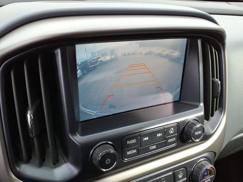 Used 2016 Chevrolet Colorado Z71 image 25