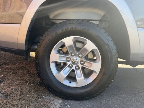 Used 2020 RAM 1500 Laramie image 5