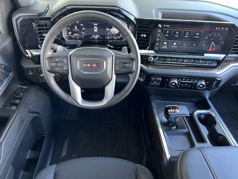Used 2024 GMC Sierra 1500 Elevation AWD/4WD image 30
