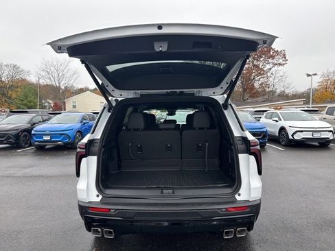 New 2026 Chevrolet Traverse LT w/ Midnight/Sport Edition image 13