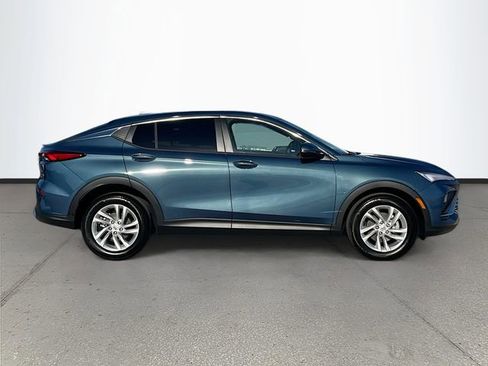 New 2026 Buick Envista Preferred w/ Convenience II Package image 3