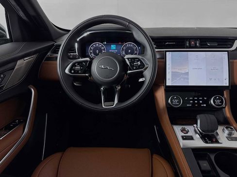 New 2026 Jaguar F-PACE R-Dynamic S image 23