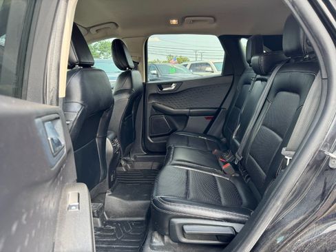 Used 2020 Ford Escape SEL AWD/4WD image 16
