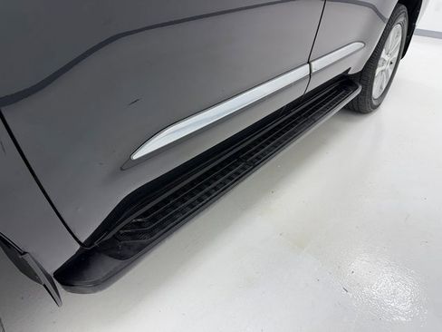 Used 2018 Toyota Sequoia Platinum image 7