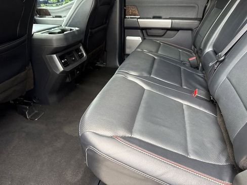 Used 2023 Ford F250 Lariat w/ Lariat Ultimate Package AWD/4WD image 18