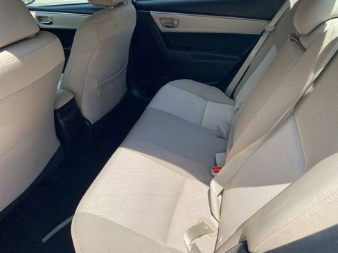 Used 2015 Toyota Corolla LE image 15
