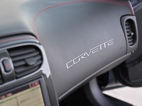 Used 2013 Chevrolet Corvette 427 w/ 1SC Preferred Equipment Group RWD image 29