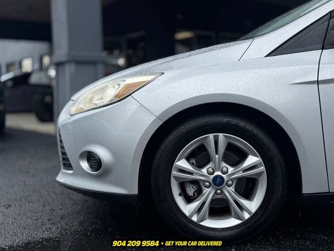 Used 2014 Ford Focus SE FWD image 11