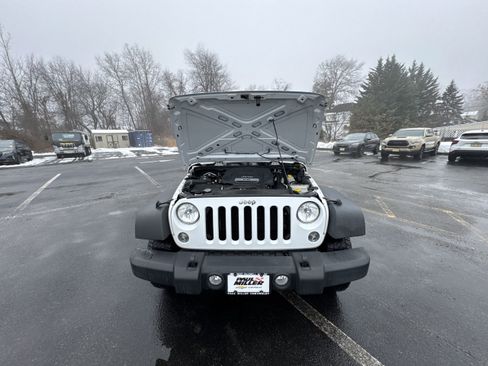 Used 2017 Jeep Wrangler Unlimited Sport w/ Quick Order Package 24S image 27