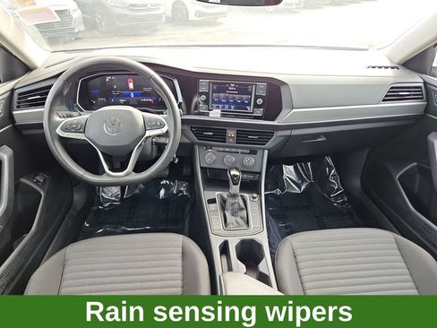 Used 2024 Volkswagen Jetta S image 9