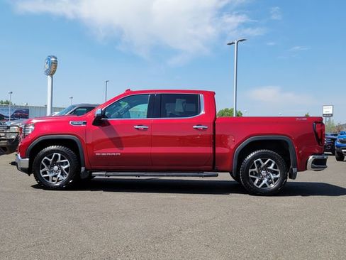 Used 2024 GMC Sierra 1500 SLT AWD/4WD image 2