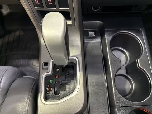 Used 2011 Toyota Sequoia Limited image 24