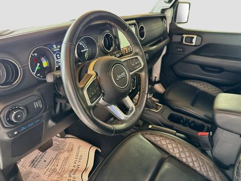 Used 2023 Jeep Wrangler Unlimited Sahara AWD/4WD image 25