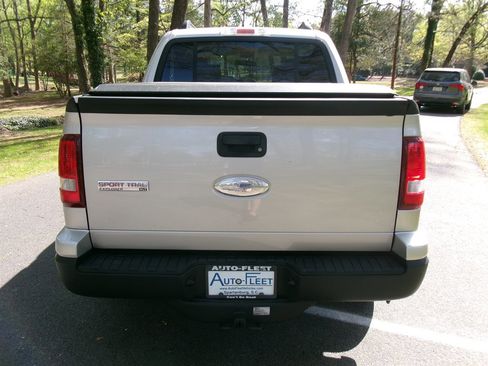 Used 2008 Ford Explorer Sport Trac XLT image 6