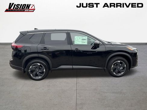 New 2026 Nissan Rogue SV w/ Cold Weather Package image 4