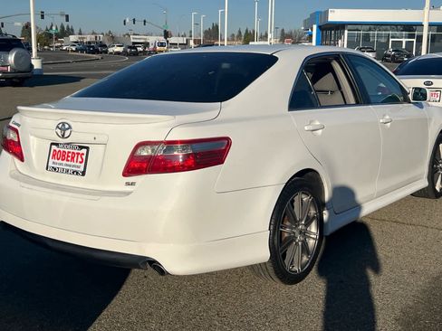 Used 2007 Toyota Camry SE image 2