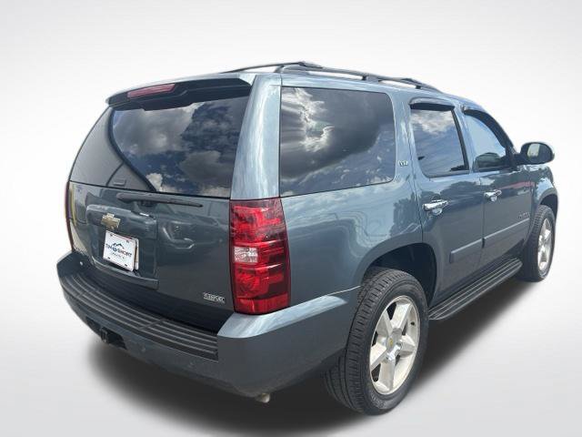 Used 2008 Chevrolet Tahoe LTZ w/ LTZ Preferred Equipment Group AWD/4WD image 10