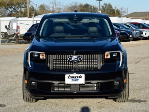 New 2026 Ford Maverick Lobo image 2