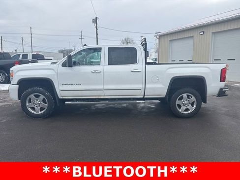 Used 2015 GMC Sierra 2500 Denali image 6