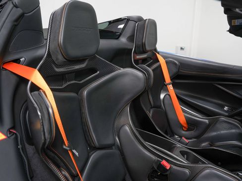 Used 2022 McLaren 765LT RWD image 34